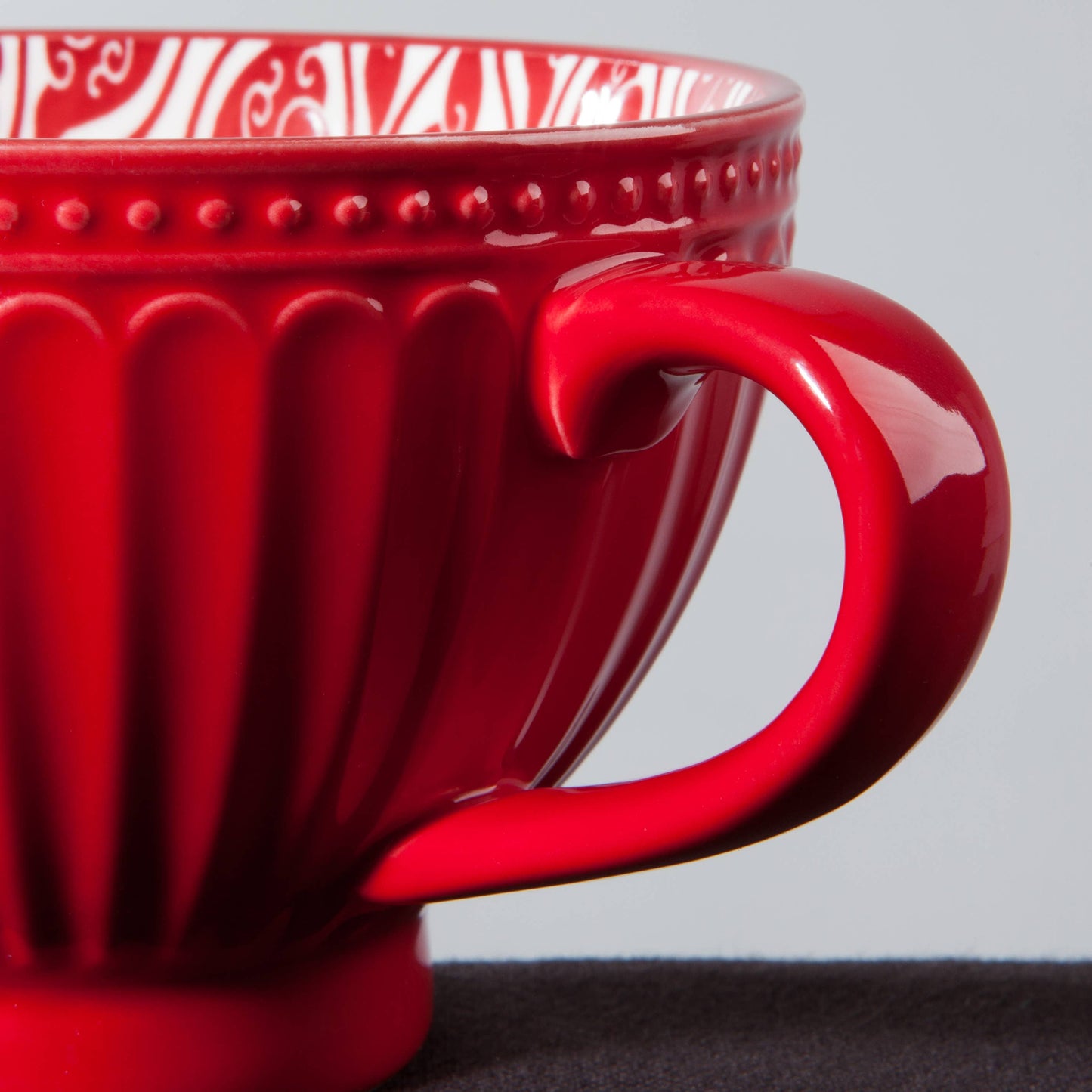 Stamped Latte Mug 14 oz, Red