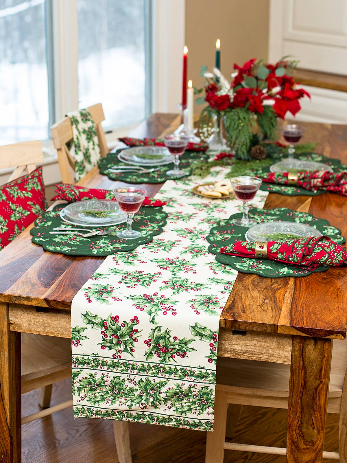 Holly Runner 13" x 72" ecru