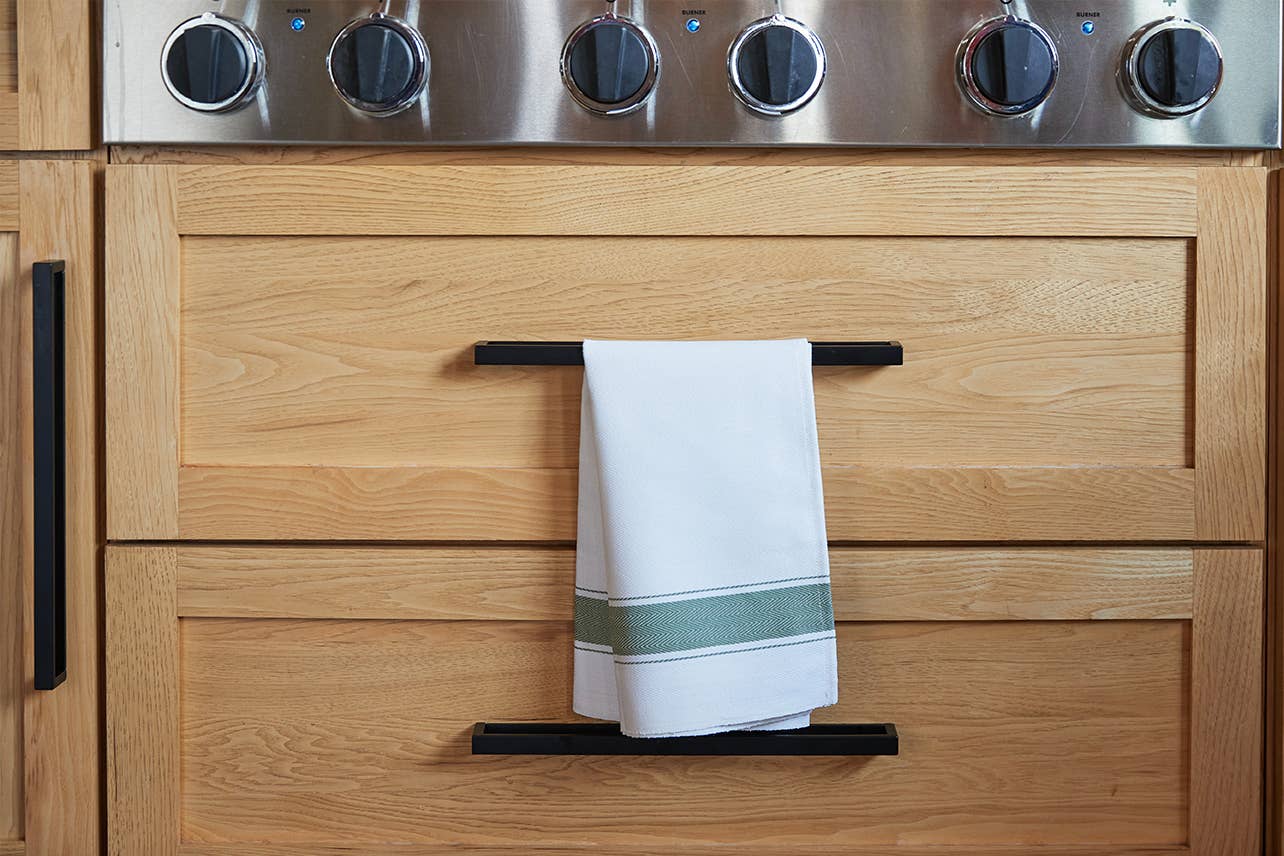 Classic Italian Kitchen Towel - Herringbone Green